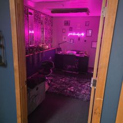The Velvet Sage Room - The nail room