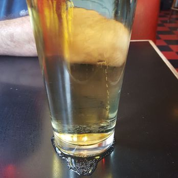 Streamline Tavern - Dive Bars Near Me - Seattle, Washington Streamline Tavern - Dive Bars Near Me - Seattle, Washington