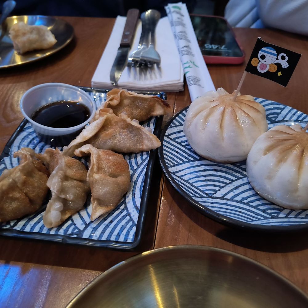 The Thousand Sunny - Bao bun and gyoza - American Near Me - Pinecrest, Florida The Thousand Sunny - Bao bun and gyoza - American Near Me - Pinecrest, Florida