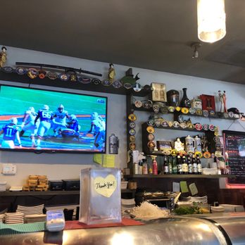 Marui Sushi - Japanese Near Me - Corona, California
