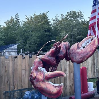 Ruth & Wimpys Restaurant - Seafood Near Me - Hancock, Maine