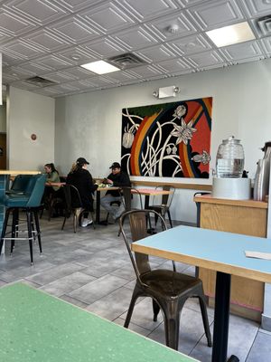 Loaf Lounge by null