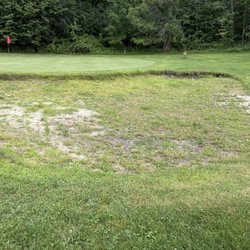 Hillendale Golf Course - Sand trap .... Where's the sand?