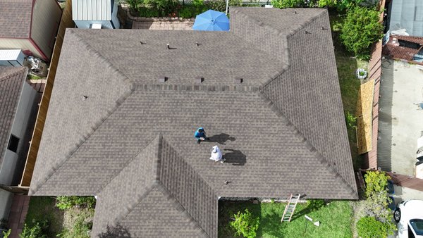 Cervantes Roof Masters Logo