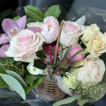 Scent Flowers - Florists Near Me - Los Angeles, California Scent Flowers - Florists Near Me - Los Angeles, California