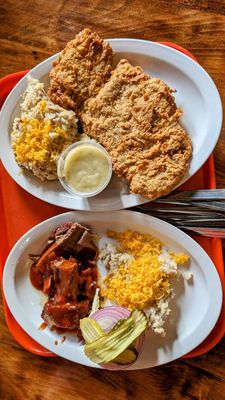 Hondo's On Main by null