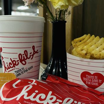 Chick-fil-A - Fast Food Near Me - Bastrop, Texas Chick-fil-A - Fast Food Near Me - Bastrop, Texas