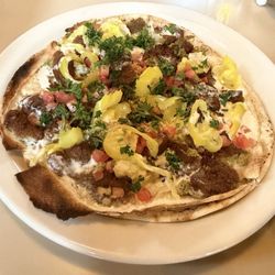 Aladdin's Eatery - Oberlin - Farrouk's Falafel Pitza