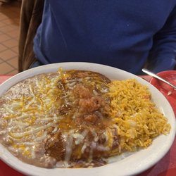 Chelinos Mexican Restaurant - Tamale dinner