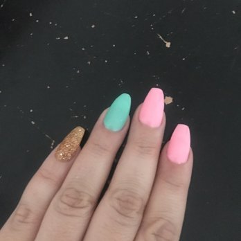 Blazzo Nail Bar - This was after I asked her to just oval off the ring finger since the shape was so poor - Nail Salons Near Me - Smyrna, Georgia