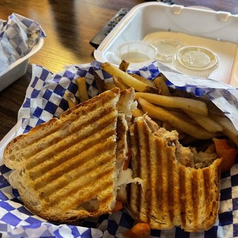 Bird's Nest - Pesto Chicken Panini with Garlic Fries - Chicken Wings Near Me - Chicago, Illinois