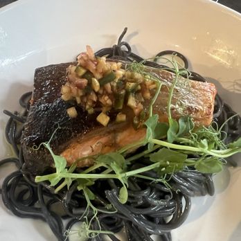 Goen Dining + Bar - Smoked Salmon - Pan Asian Near Me - Kailua, Hawaii