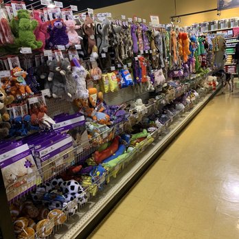 Feeders Supply - Pet Stores Near Me - Louisville, Kentucky