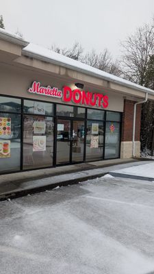 Marietta Donuts (Johnson Ferry Rd, Marietta) by null