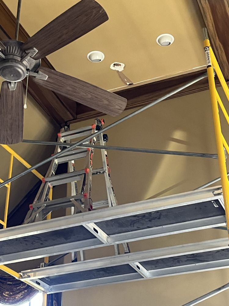 Slide of Tops Handyman Service