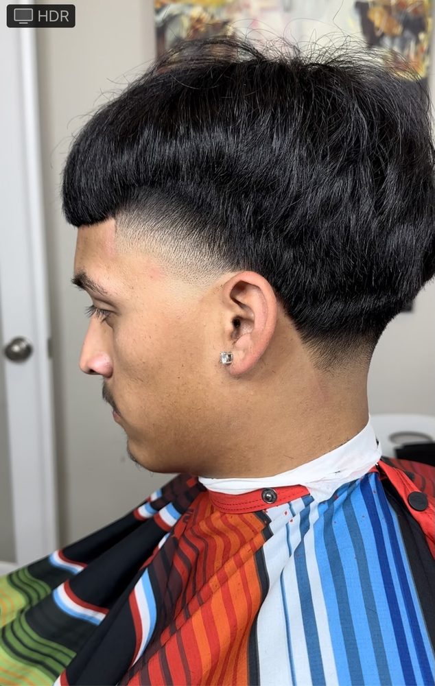 TOP SHELF Updated September 2024 4114 Decker Dr, Baytown