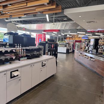 Maverik Adventure's First Stop - Gas Stations Near Me - West Des Moines, Iowa