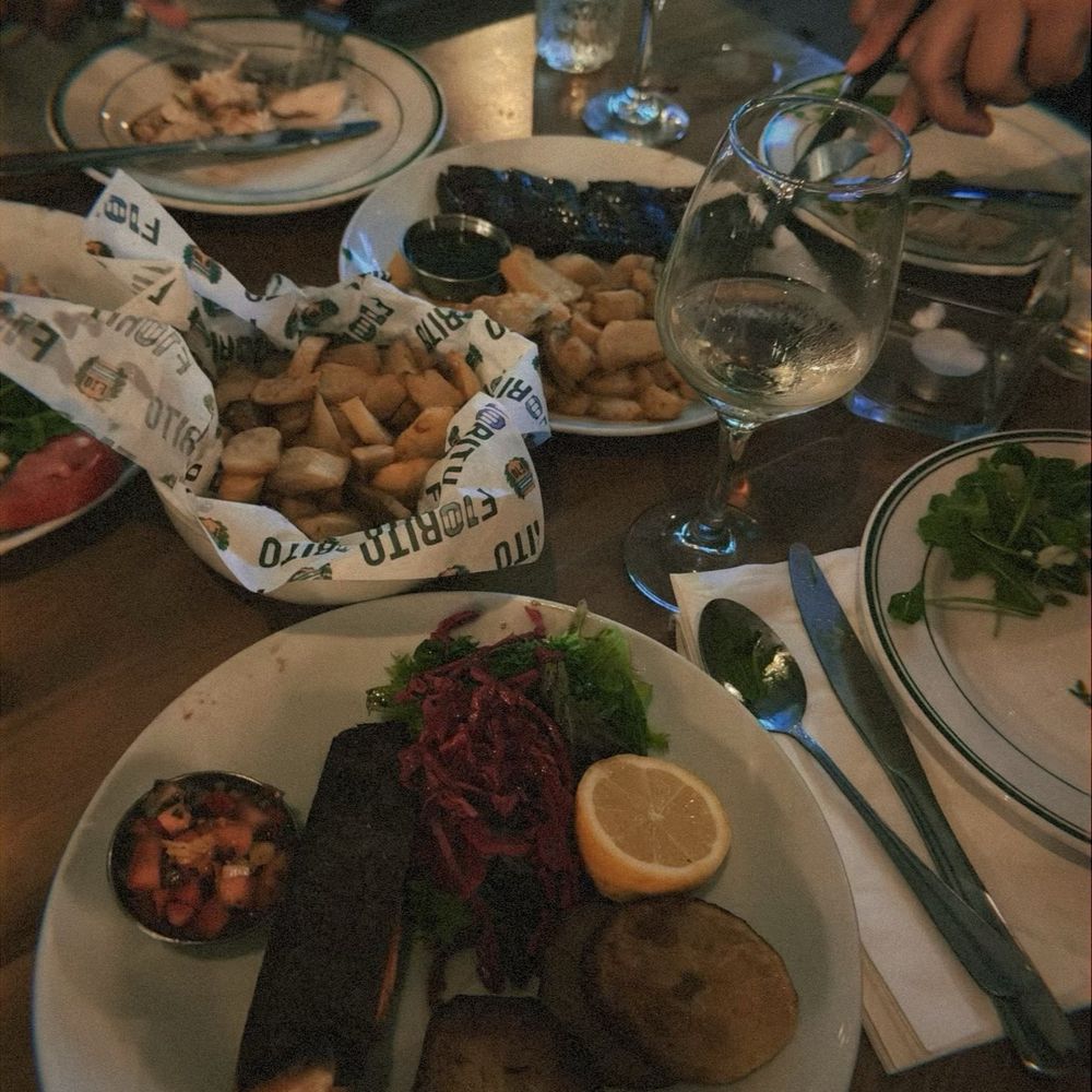Salmón, churrasco, potatos, chicken