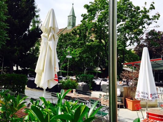 Campus der Universität Wien (Hof 1) by null