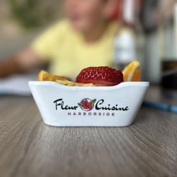 Fleur Cuisine - Kids Mac and Cheese with a side of fruit.