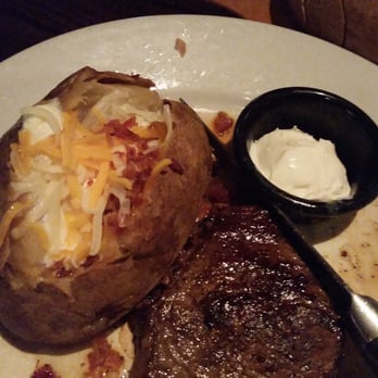 LongHorn Steakhouse - Steak and side -yummy - Steakhouses Near Me - Bartlett, Tennessee