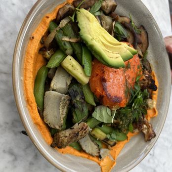 The Henry - Harvest Bowl - Coffee & Tea Near Me - Coronado, California