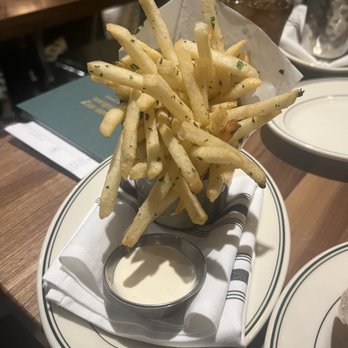 Krueger's Tavern - French Fries - Bars Near Me - Cincinnati, Ohio