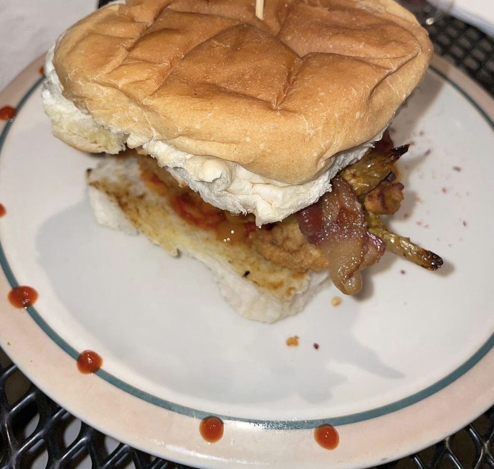 CARL’S TAVERN - Updated March 2026 - 82 Photos & 89 Reviews - 3386 ...