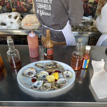 Cosenza's Fish Market - Seafood Markets Near Me - Bronx, New York Cosenza's Fish Market - Seafood Markets Near Me - Bronx, New York