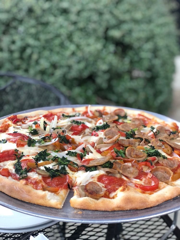 Giacomo's Pizzeria & Italian Restaurant