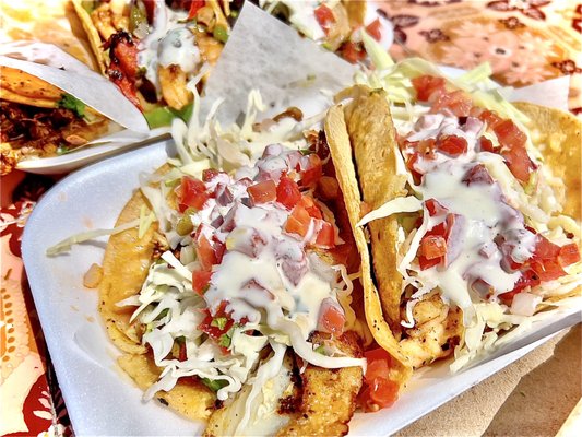 Mariscos Mi Gusto Es by null