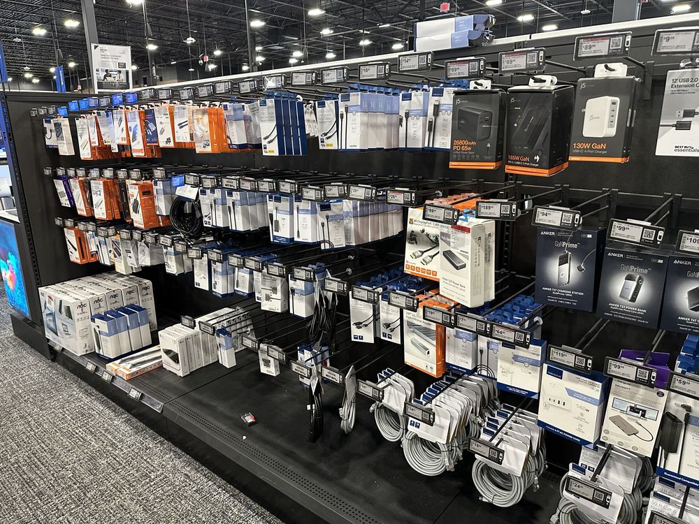 BEST BUY Updated October 2024 25 Photos & 71 Reviews 15223 E