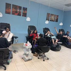 Ohh My Nailz & Spa - The birthday girl and her besties enjoying their birthday pampering in their private, VIP room