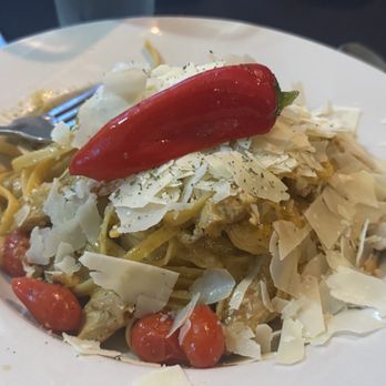 Nonna Ina - Chicken Fettuccine with a lemon garlic sauce. - Italian Near Me - St. George, Utah Nonna Ina - Chicken Fettuccine with a lemon garlic sauce. - Italian Near Me - St. George, Utah