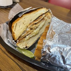 El Grillo - Torta de Torta Milanesa De Pollo