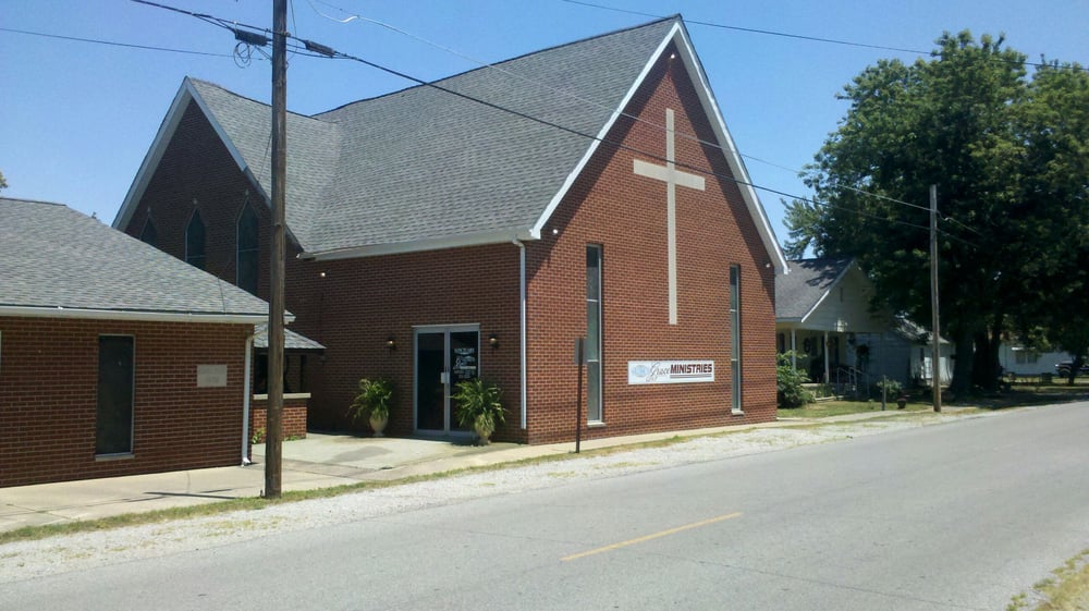 GRACE MINISTRIES OF ELDORADO Updated June 2024 604 Boyd St, Eldorado, Illinois Churches