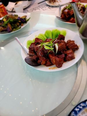 Hunan Kitchen of Grand Sichuan by null