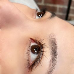 Em’s Lash
