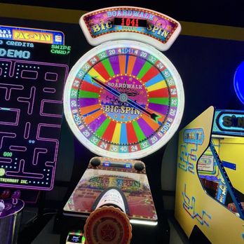 Main Event Huntsville - Games - Bowling Near Me - Huntsville, Alabama
