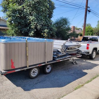 Leon's Finest Spa Movers - Movers Near Me