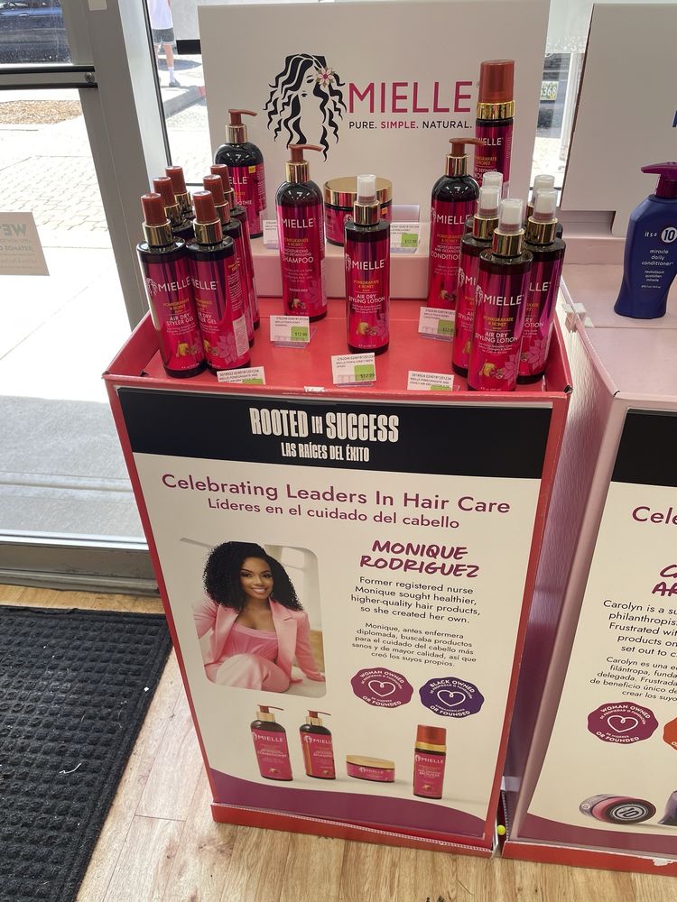 Sally Beauty Logo