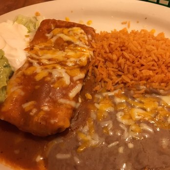 La Sierra - Picture is deceiving....burrito was more like a baby burrito. - Mexican Near Me - Payson, Arizona La Sierra - Picture is deceiving....burrito was more like a baby burrito. - Mexican Near Me - Payson, Arizona