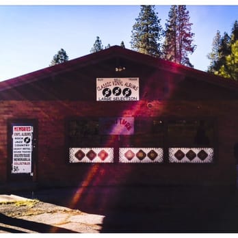 Chiloquin Arts Center - Chiloquin Arts Center - Vinyl Records Near Me - Chiloquin, Oregon