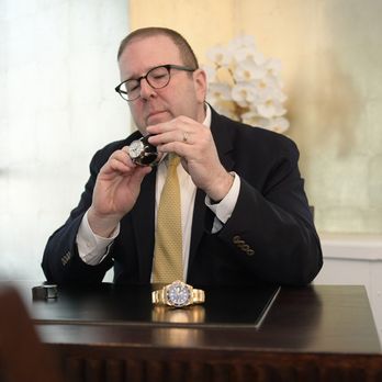 CIRCA - Greenwich - Selling jewelry to CIRCA is a luxurious and rewarding experience. Schedule a visit today and receive the best value and immediate payment. - Diamond Buyers Near Me - Greenwich, Connecticut CIRCA - Greenwich - Selling jewelry to CIRCA is a luxurious and rewarding experience. Schedule a visit today and receive the best value and immediate payment. - Diamond Buyers Near Me - Greenwich, Connecticut