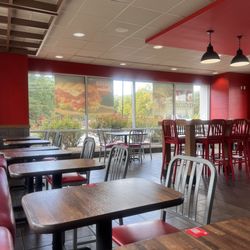 Arby's - Pristine Dining Area