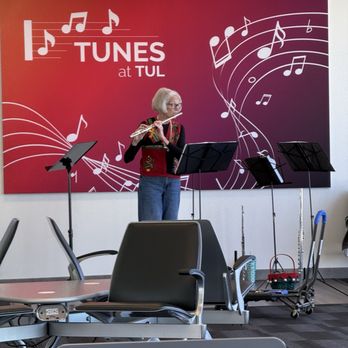Tulsa International Airport - Live holiday music today at Tulsa International Airport in terminal A. - Airports Near Me - Tulsa, Oklahoma