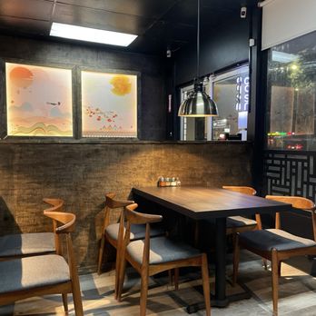 Dawa Kitchen - Interior - Korean Near Me - Garden Grove, California