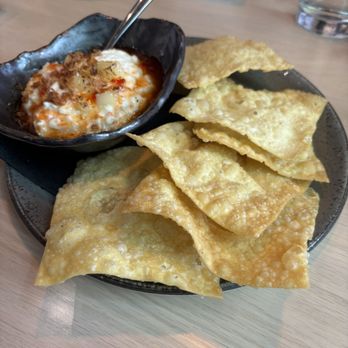Maru Sushi & Grill - crab rangoon dip  crab, cream cheese, roasted red pepper, fried onion, chili sauce, scallion, wonton chips - Sushi Bars Near Me - East Lansing, Michigan