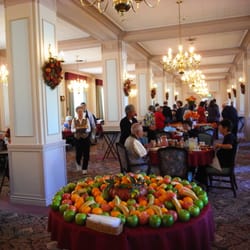Hollenbeck Palms - Main dining hall