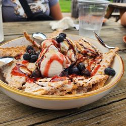 The Saratoga Winery - Dessert "nachos"! Delish.